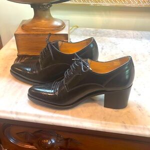 The Office of Angela Scott Miss Button   Size EU 38 Black